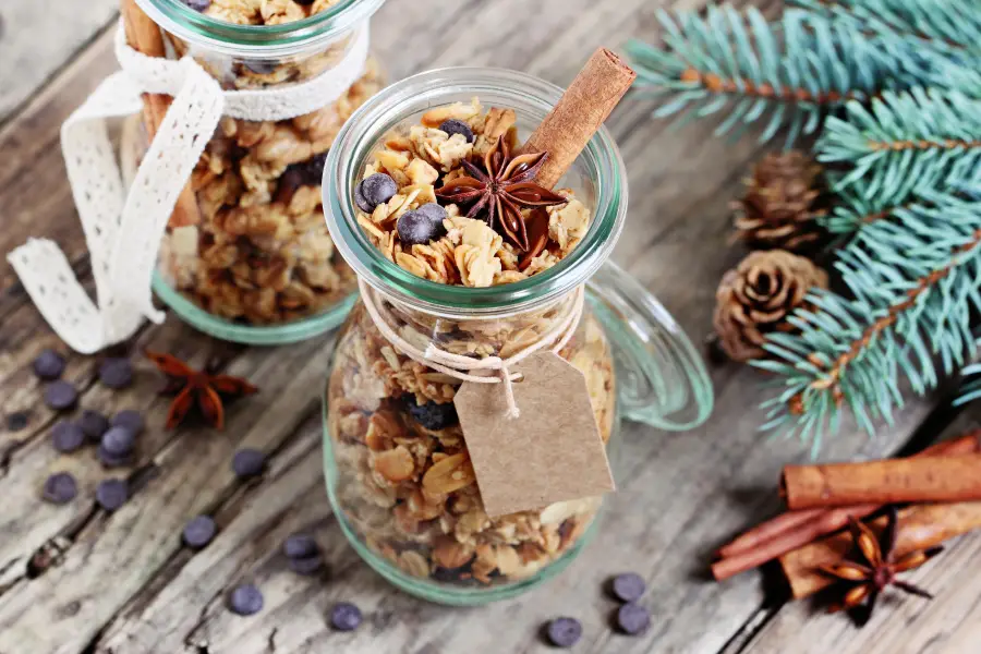 6 Awesome, Easy, Affordable Food Gifts